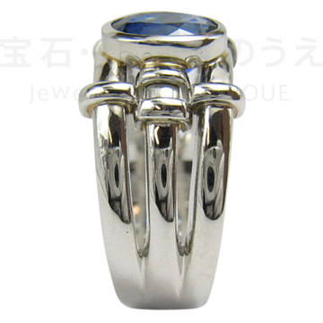 プラチナ製サファイヤリング